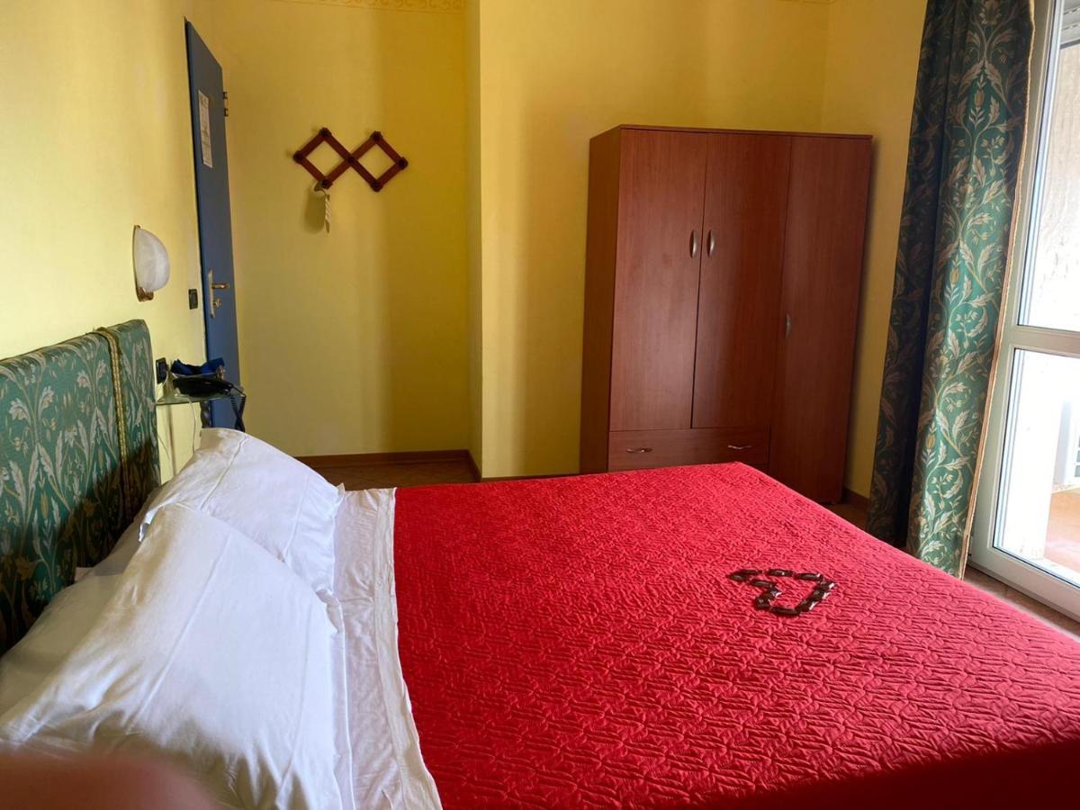 Colombo Hotel 3*