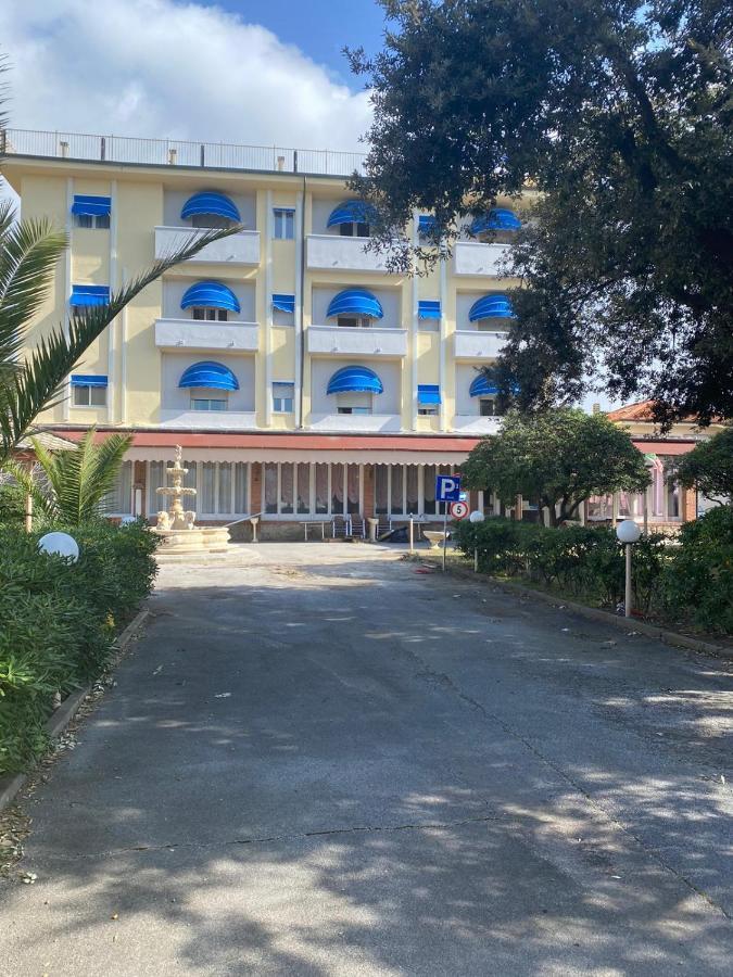 Colombo 3*