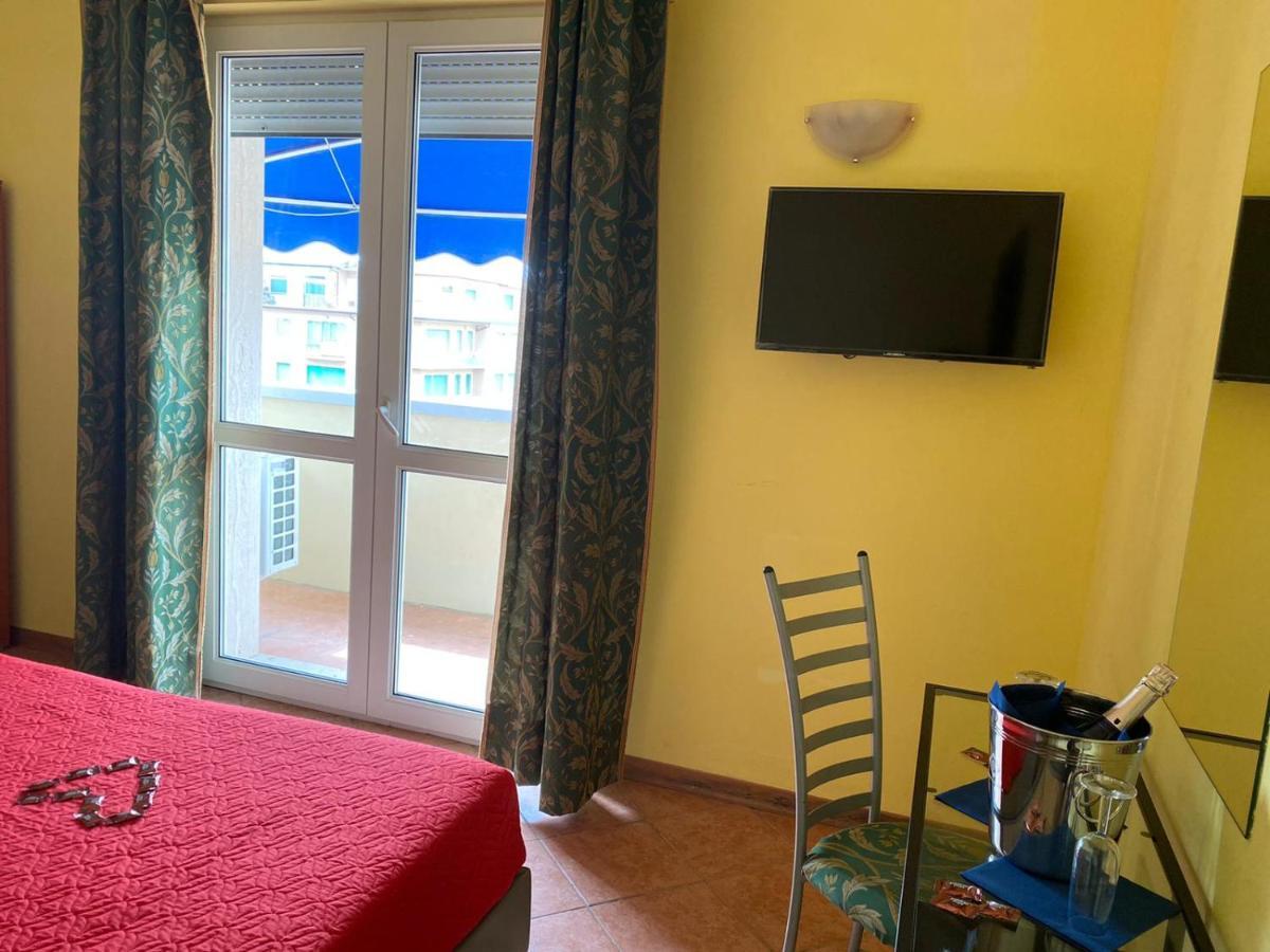 Colombo Hotel 3*