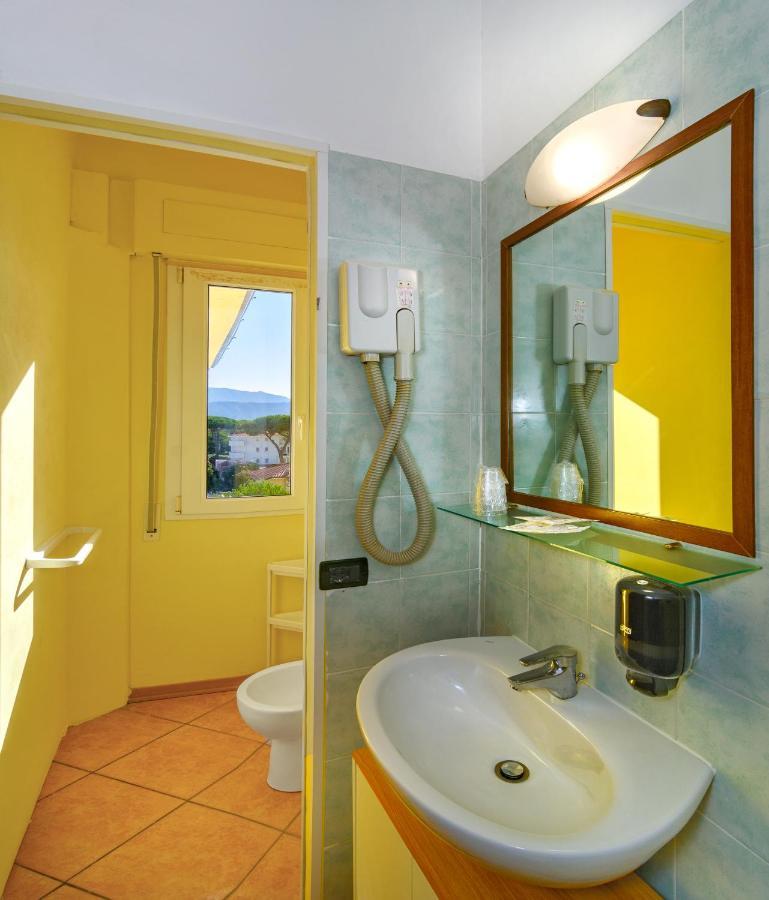 Hotel Colombo 3*