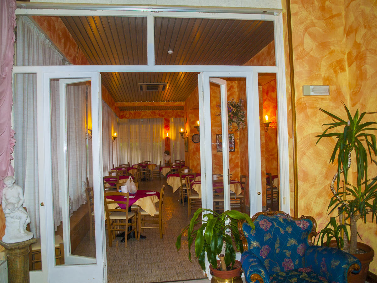 Hotel Colombo 3*